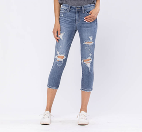 1015 Judy Blue Mid Rise Skinny Fit Capri